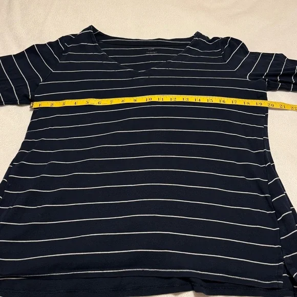 J. Jill Navy & White Striped 3/4 Sleeve Pullover Top Size Medium - Picture 4 of 6